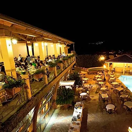 Barbieri فندق 4*